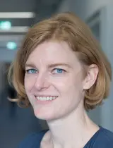  Claire Bullen