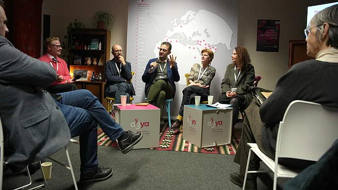 KONFLIKTE LÖSEN! – RESOLVING CONFLICTS!: AGYA at the Salon Sophie Charlotte 2026