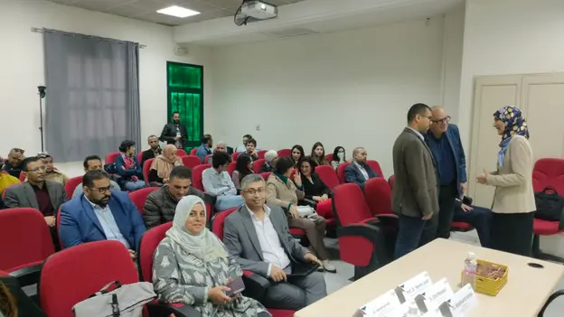 listening to presentation