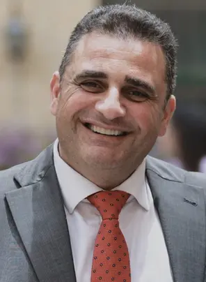  Ahmad Amro