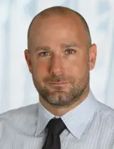  Oliver Korn