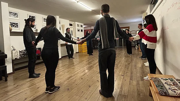 people dancing