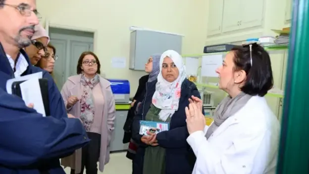 Explanation of rare diseases, Henda Mahmoudi in the middle